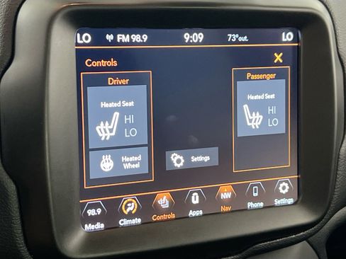 Used 2022 Jeep Renegade Latitude w/ Convenience Group AWD/4WD image 20