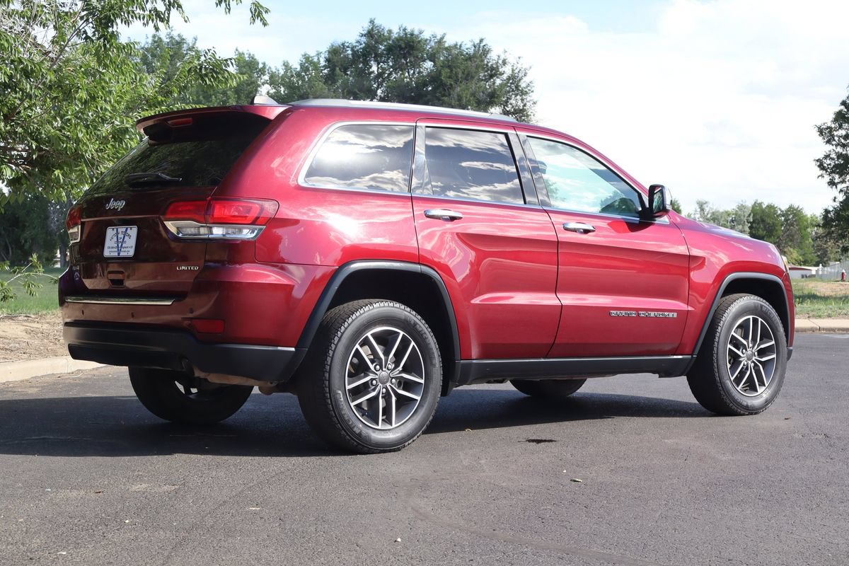 Used 2021 Jeep Grand Cherokee Limited AWD/4WD image 5