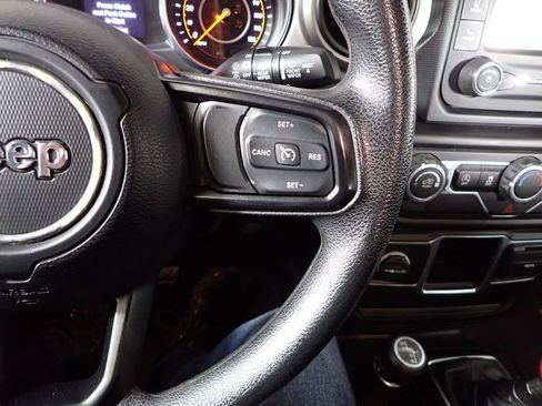 Used 2020 Jeep Wrangler Sport AWD/4WD image 35