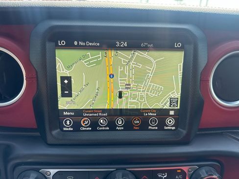 Used 2023 Jeep Wrangler Unlimited Rubicon 4xe AWD/4WD image 21