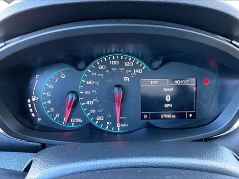 Used 2018 Chevrolet Trax LT w/ LT Convenience Package image 20