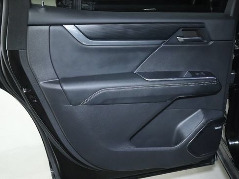 Used 2024 GMC Acadia Elevation w/ LPO, Floor Liner Package AWD/4WD image 13