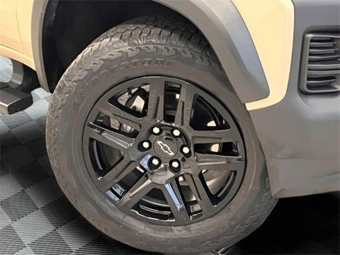 Certified 2023 Chevrolet Colorado Trail Boss w/ Technology Package image 25