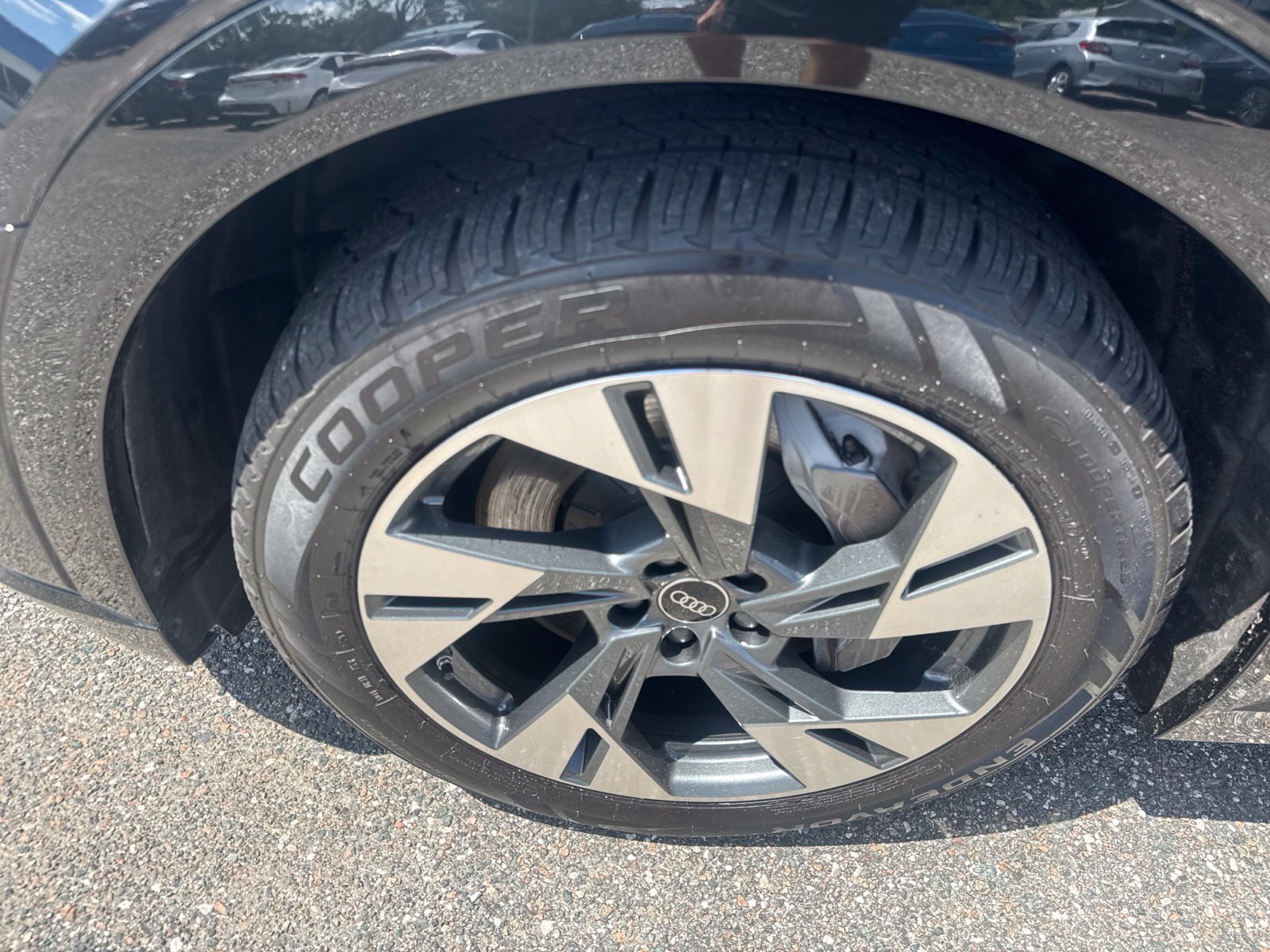 Used 2022 Audi e-tron Premium Plus AWD/4WD image 15