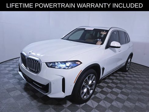 Used 2024 BMW X5 xDrive40i w/ Premium Package AWD/4WD image 2