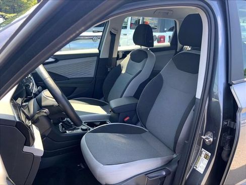 Certified 2024 Volkswagen Taos S AWD/4WD image 5