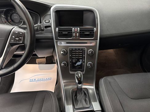 Used 2014 Volvo XC60 3.2 image 9