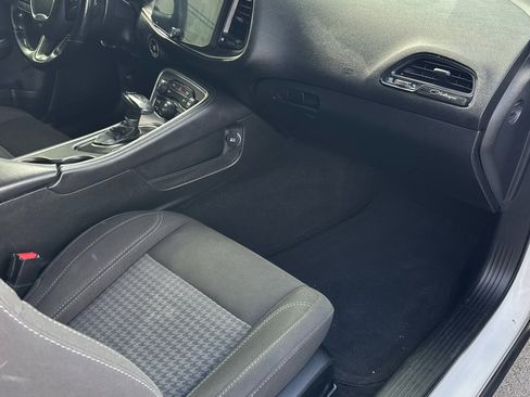 Used 2020 Dodge Challenger SXT w/ Blacktop Package image 8