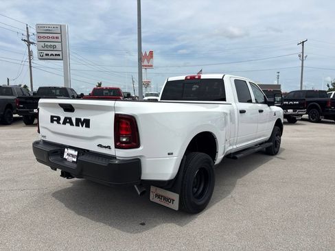New 2026 RAM 3500 Tradesman AWD/4WD image 6
