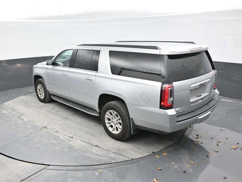 Used 2019 GMC Yukon XL SLT image 16
