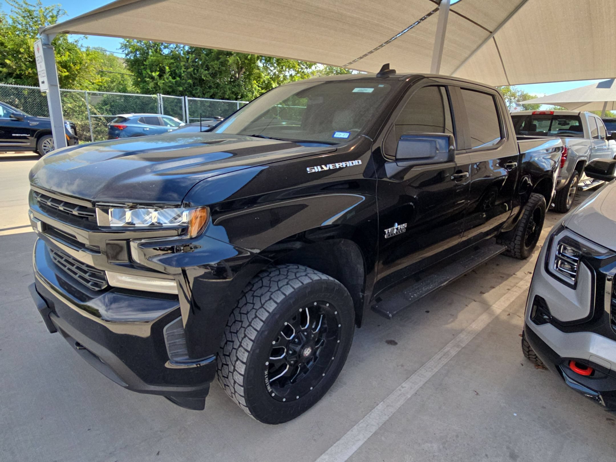 Used 2020 Chevrolet Silverado 1500 RST w/ Texas Edition RWD image 2
