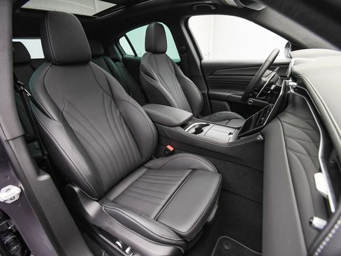 New 2025 Maserati Grecale GT AWD/4WD image 16