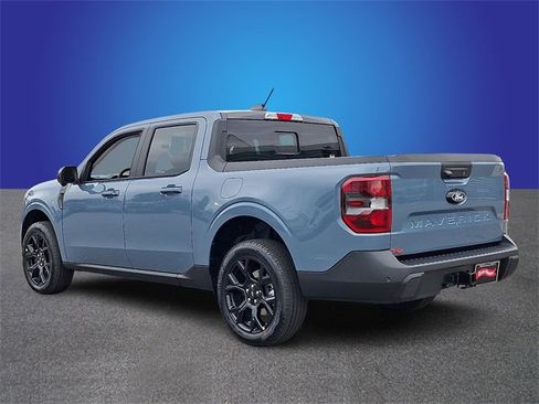 New 2026 Ford Maverick Lariat w/ Black Appearance Package image 4