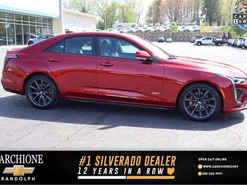 Used 2026 Cadillac CT4 V RWD image 1
