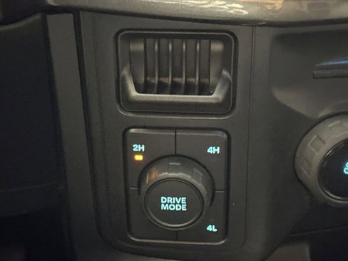 Used 2024 Ford F150 STX image 28