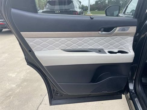 Used 2022 Hyundai Palisade Calligraphy w/ Winter Package AWD/4WD image 9