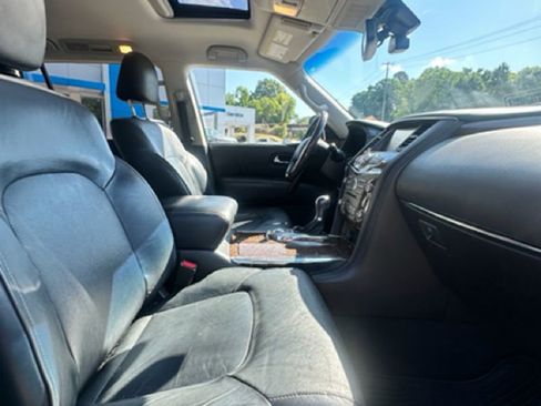 Used 2017 INFINITI QX80 2WD w/ Driver Assistance Package image 27