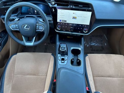 Used 2023 Lexus RZ 450e Premium w/ Accessory Package (2T) image 15