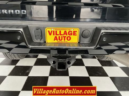 Used 2019 Chevrolet Silverado 2500 LT w/ Midnight Edition image 29