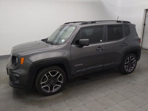 Used 2020 Jeep Renegade Latitude FWD image 2