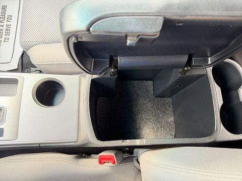 Used 2012 Toyota Tacoma 4x4 Access Cab V6 w/ TRD Off-Road Pkg image 27