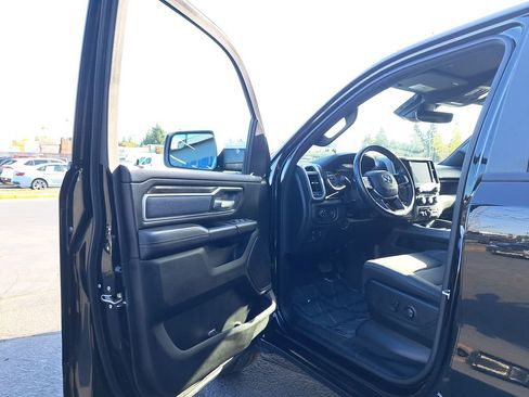 Used 2022 RAM 1500 Big Horn w/ Night Edition RWD image 10