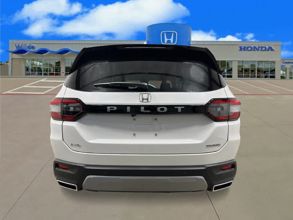 New 2026 Honda Pilot Touring image 4
