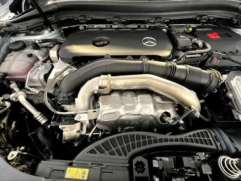 New 2026 Mercedes-Benz GLA 250 4MATIC image 14