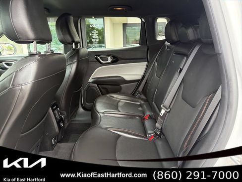 Used 2023 Jeep Compass Limited w/ Elite Group AWD/4WD image 18