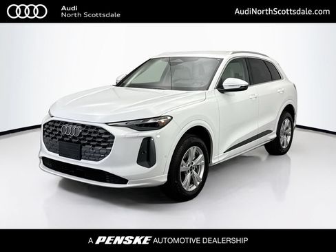 Certified 2025 Audi Q5 Premium w/ Convenience Package AWD/4WD image 1