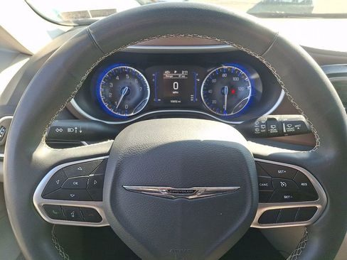 Used 2024 Chrysler Voyager LX FWD image 19