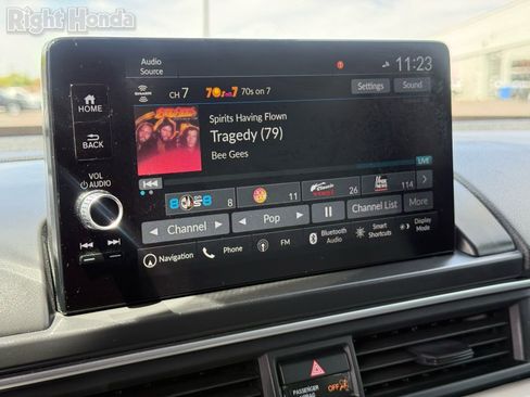 Certified 2025 Honda Pilot Elite image 21