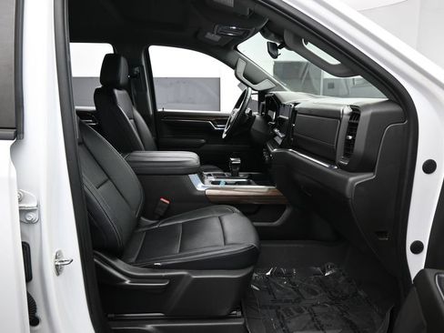 Used 2024 Chevrolet Silverado 1500 RST RWD image 41