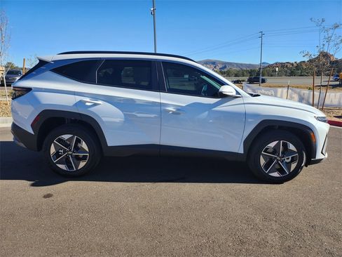 Certified 2025 Hyundai Tucson SEL image 3
