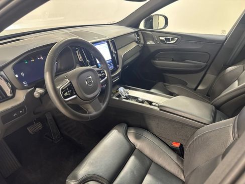 Used 2024 Volvo XC60 T8 Ultimate w/ Protection Package Premier AWD/4WD image 18
