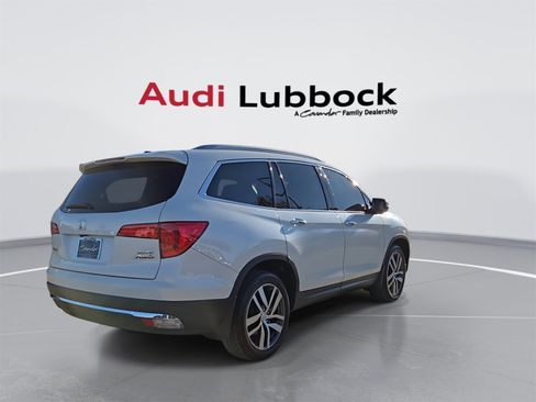 Used 2018 Honda Pilot Elite image 8