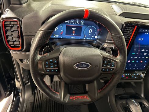 Used 2025 Ford Ranger Raptor AWD/4WD image 18