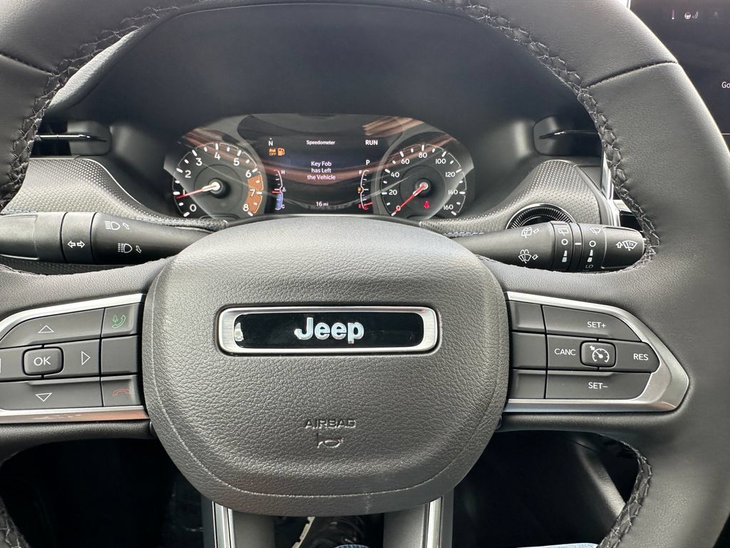 New 2026 Jeep Compass Latitude AWD/4WD image 22