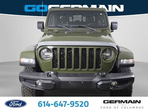 Used 2022 Jeep Gladiator Sport AWD/4WD image 3