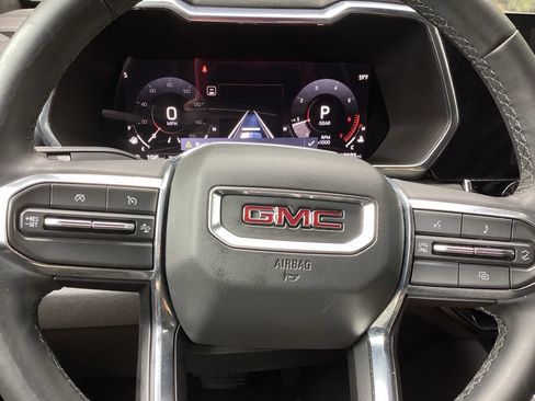 Used 2025 GMC Canyon Elevation AWD/4WD image 17