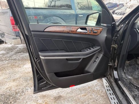 Used 2014 Mercedes-Benz GL 450 4MATIC image 9