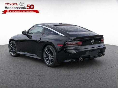 Used 2025 Nissan Z Sport w/ Floor Mat Package RWD image 31