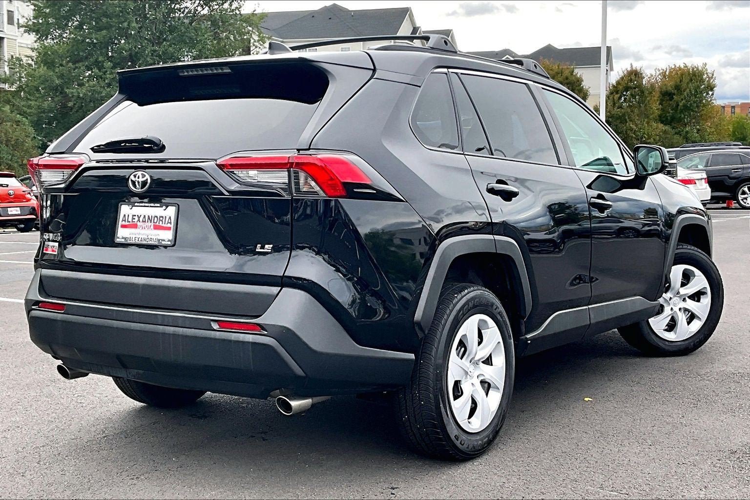 Used 2020 Toyota RAV4 LE w/ Carpet Mat Package FWD image 12