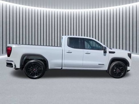 Used 2024 GMC Sierra 1500 Elevation AWD/4WD image 2