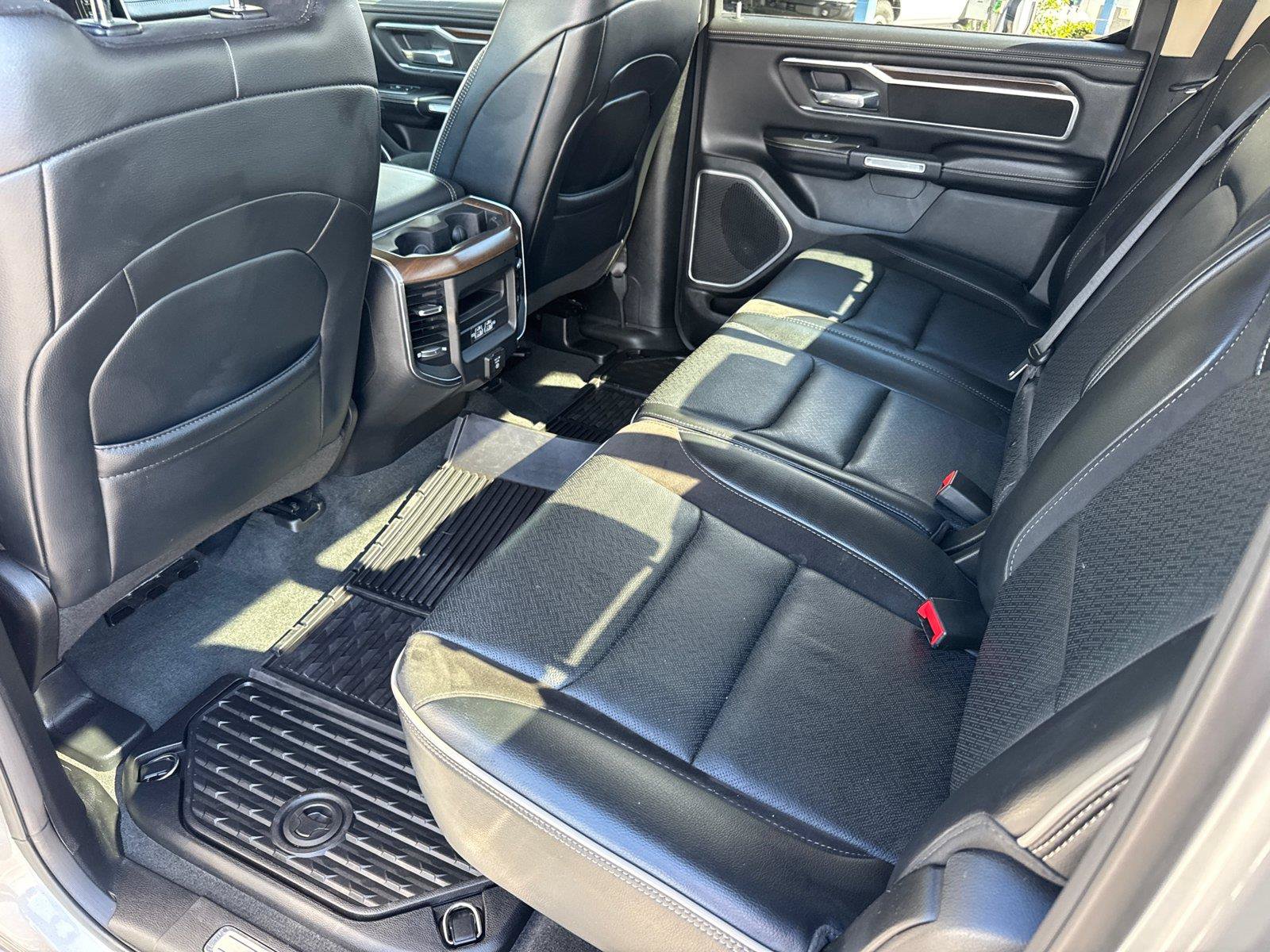 Used 2021 RAM 1500 Laramie AWD/4WD image 19