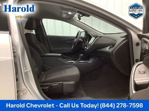 Used 2019 Chevrolet Malibu LT image 11