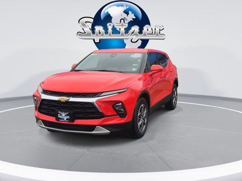 Used 2025 Chevrolet Blazer LT image 4