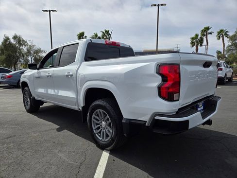 Used 2024 Chevrolet Colorado LT w/ LT Convenience Package image 4