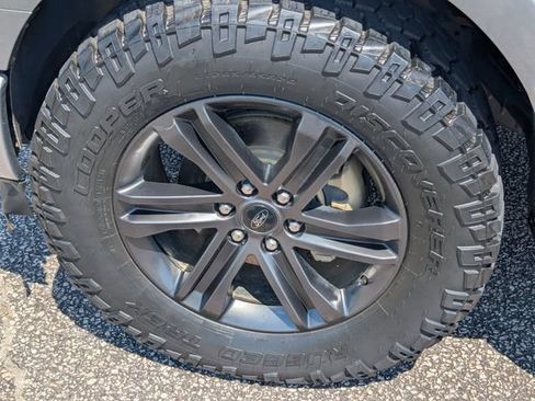Used 2021 Ford F150 XLT w/ Equipment Group 302A High AWD/4WD image 10