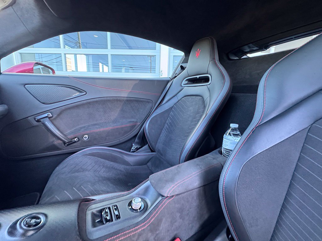 Used 2022 Maserati MC20 Coupe RWD image 22